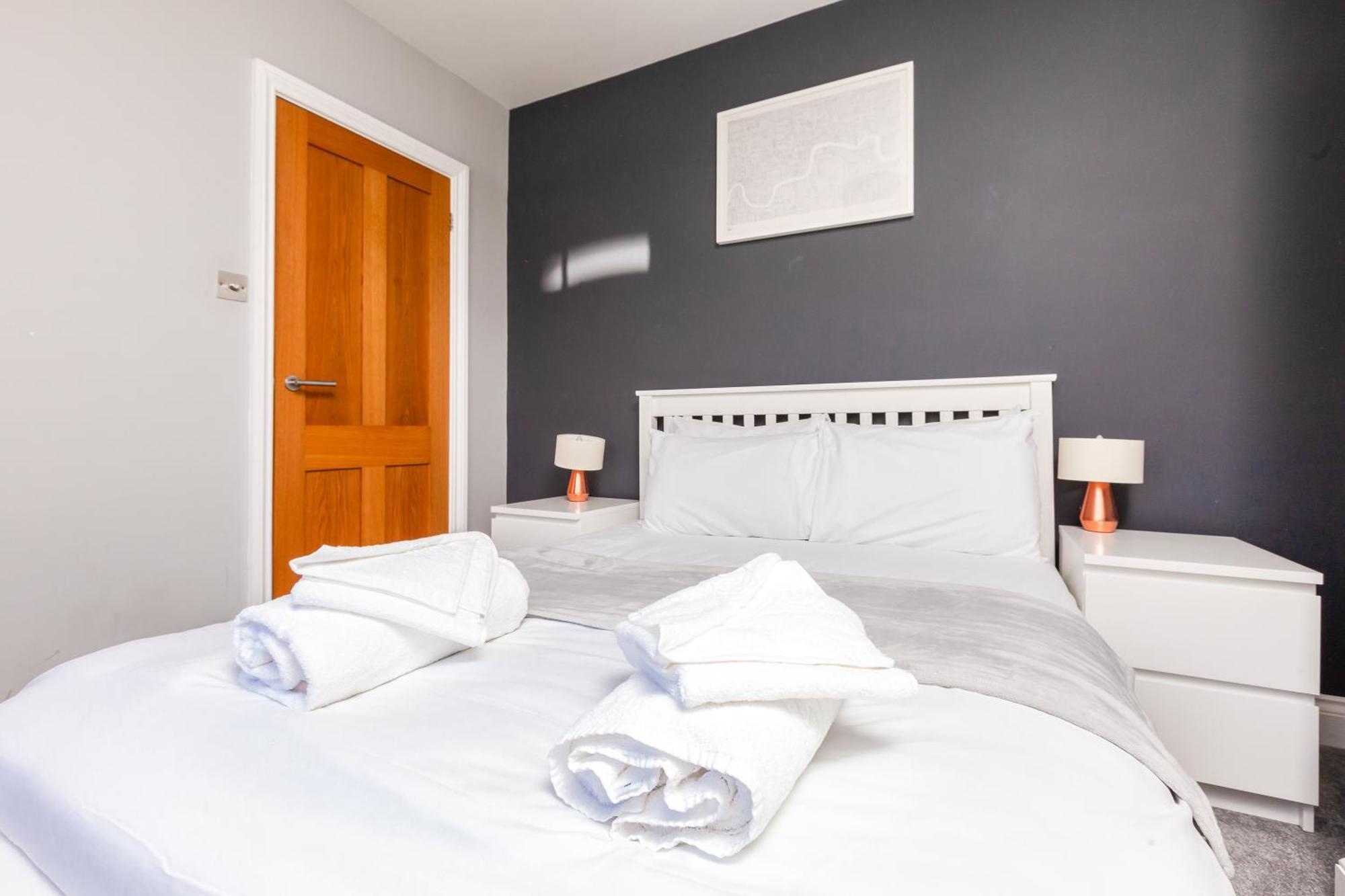 Modern And Stylish 2 Bedroom House In Brighton Eksteriør billede